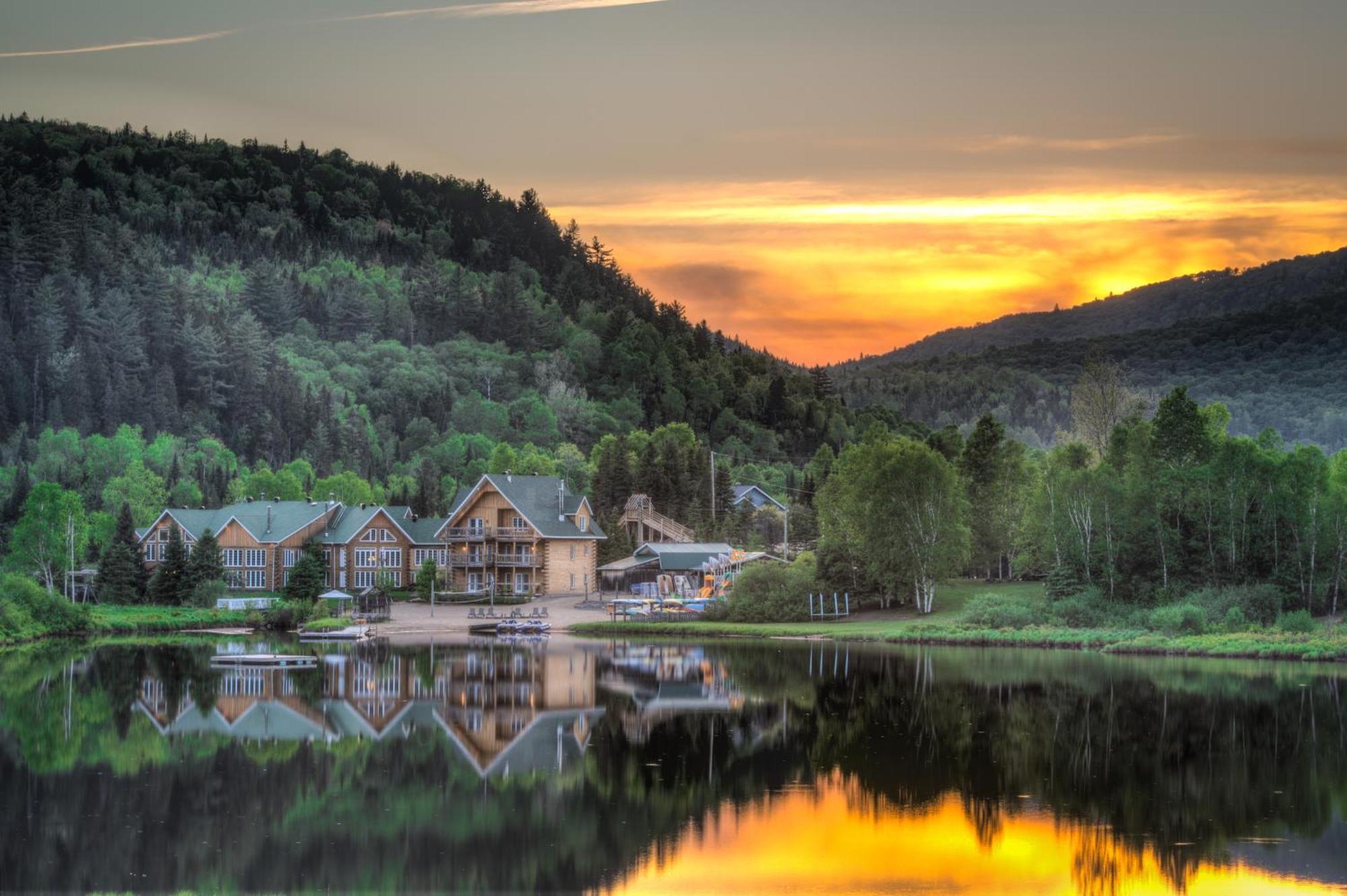 Auberge Du Vieux Moulin Sainte-Emélie 外观 照片